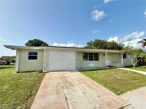 1521 Huntdale Street E, Lehigh Acres, FL 33936