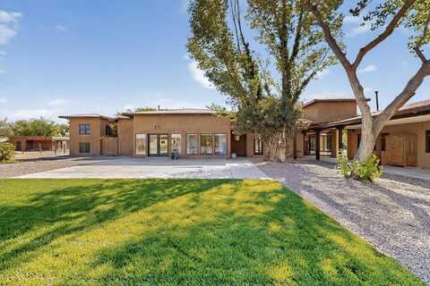 8909 Rio Grande Boulevard NW, Los Ranchos, NM 87114