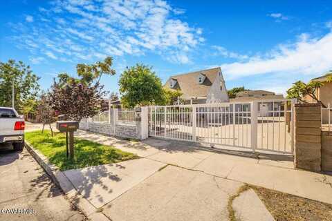 13737 Mercer Street, Pacoima, CA 91331