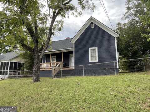 9 N Broad, Porterdale, GA 30014