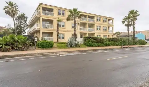 129 E Cora Lee Drive, South Padre Island, TX 78597