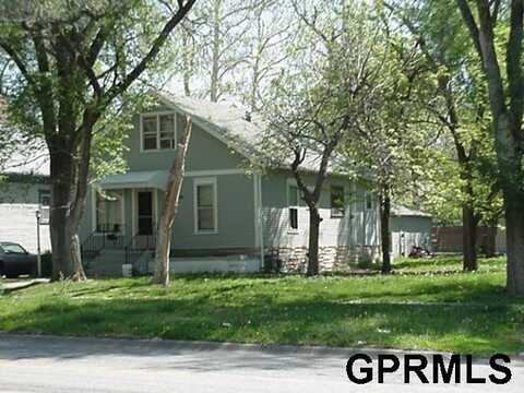 2236 S 13 Street, Lincoln, NE 68502