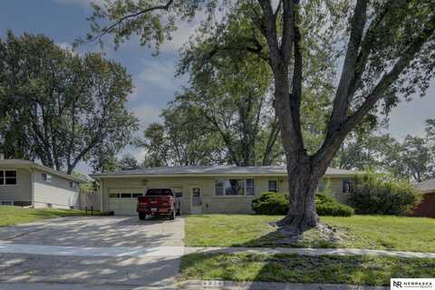 4935 S 129th Street, Omaha, NE 68137