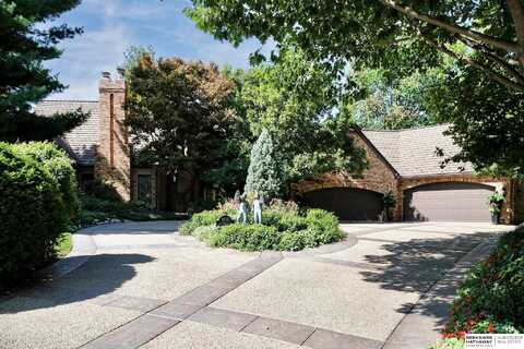 1108 S 113th Plaza, Omaha, NE 68144
