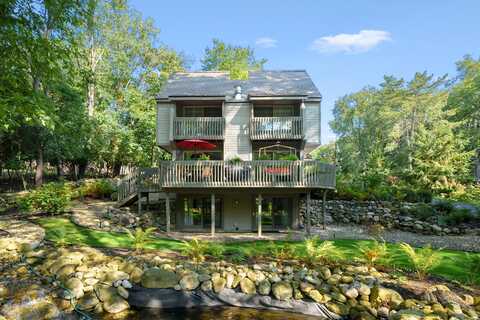 3804 Blackberry Lane, Kalamazoo, MI 49008