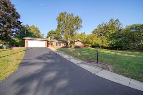 2930 Robinson Road, Jackson, MI 49203