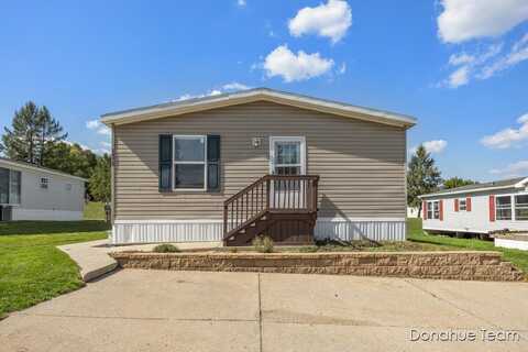 1475 Red Oak Lane NE, Belmont, MI 49306