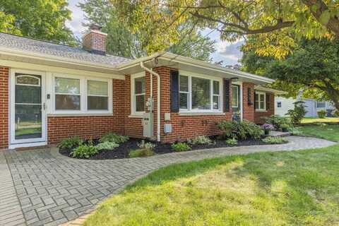208 Marigold Avenue, Portage, MI 49002