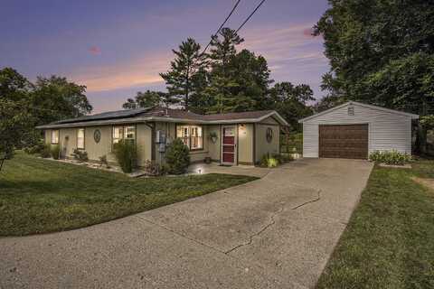 17 Warbler Drive NE, Sparta, MI 49345