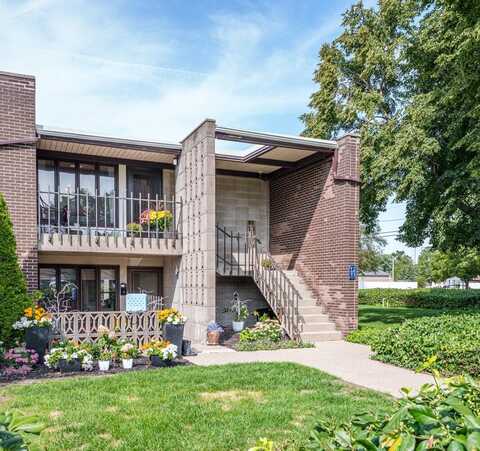 805 S Despelder Street, Grand Haven, MI 49417