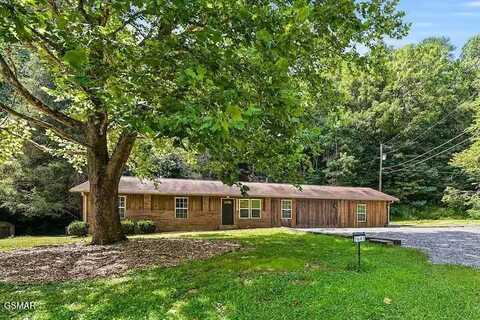 1643 Arron Way, Sevierville, TN 37876