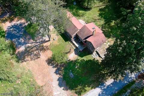 57 Steenykill Rd, Montague, NJ 07827