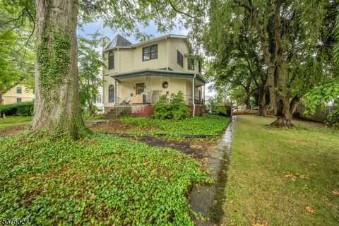 86 West Stewart St, Washington, NJ 07882