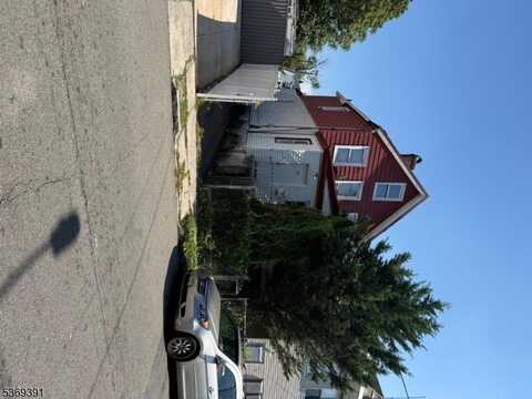 56 Augusta St, Irvington, NJ 07111