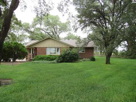 1200 W 43rd Ave, Hutchinson, KS 67502
