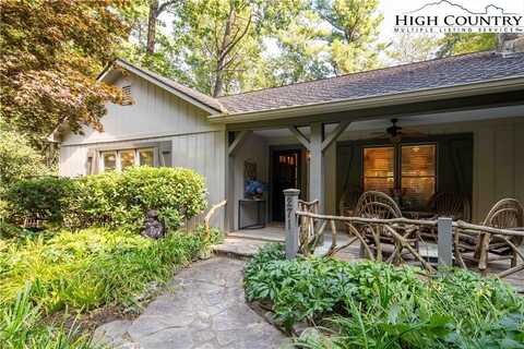 271 Pinnacle Avenue, Blowing Rock, NC 28605