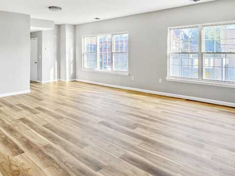 729-731 BROADWAY, Bayonne, NJ 07002