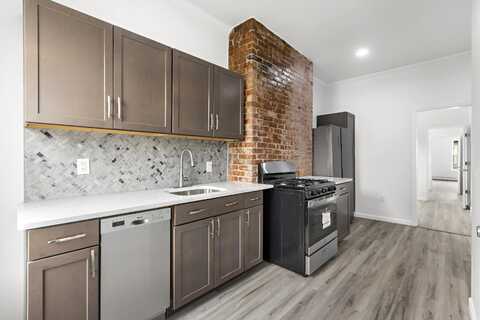 20 ST PAULS AVE, JC, Journal Square, NJ 07306