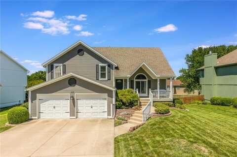 608 SE Greenridge Drive, Lees Summit, MO 64063