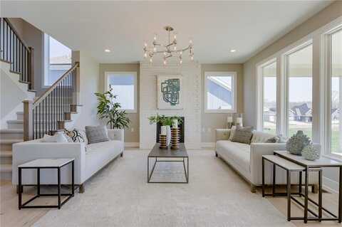 17800 Rainbow Boulevard, Overland Park, KS 66085