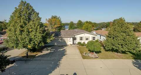 1301 Wood Duck Rd., Arnolds Park, IA 51331