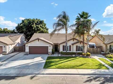 1995 Tudor Lane W, Hanford, CA 93230
