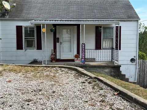 610 A&B Monroe Street, Charleston, WV 25302