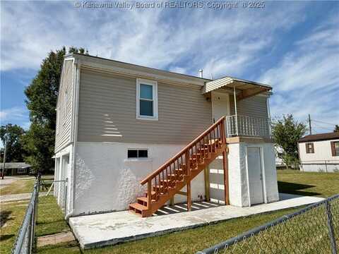 104 Graceland Circle, South Charleston, WV 25309