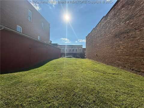Washington Street, Ravenswood, WV 26164