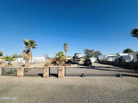 200 N Moon Mountain Ave 32, Quartzsite, AZ 85346