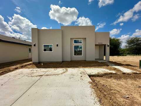 5003 Carambola Ln., Laredo, TX 78046