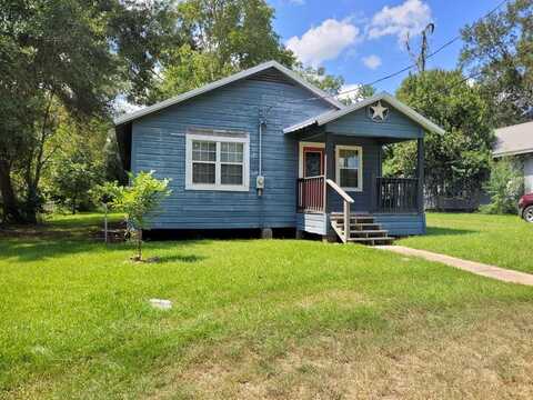 205 Lelia Street, Kirbyville, TX 75956