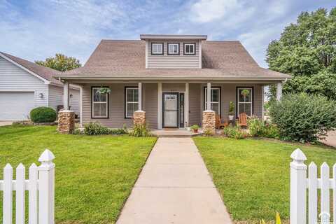 403 Pasadena Drive, Lawrence, KS 66049