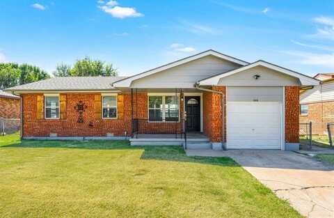1416 NW 50th St, Lawton, OK 73505