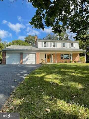 201 CLOVER CIRCLE, MEDIA, PA 19063