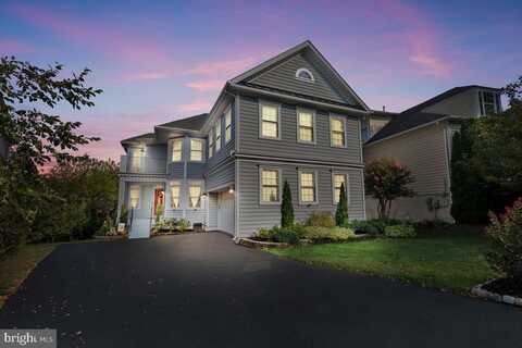 8357 TILLETT LOOP, MANASSAS, VA 20110