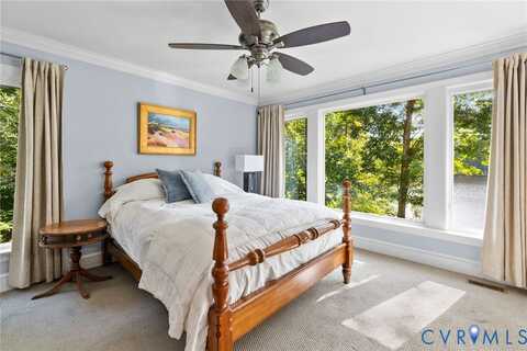 13401 Torrington Dr, Midlothian, VA 23113