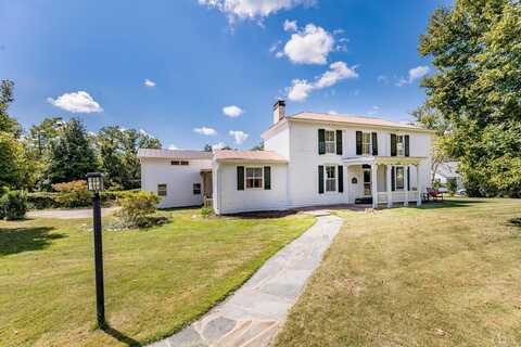1304 Oak Lane, Lynchburg, VA 24503