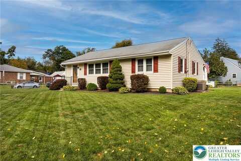 4177 Chestnut Drive, Shamokin, PA 18034