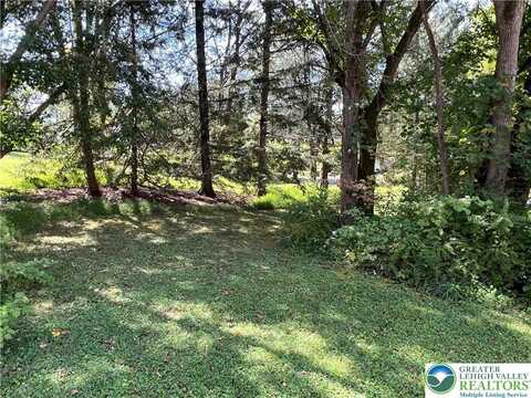 1988 Pearson Avenue, Hellertown Boro, PA 18055