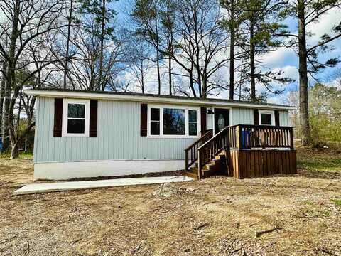 311 S 6TH, Selmer, TN 38375