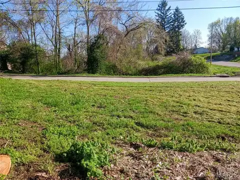 600 Miller Street, Alton, IL 62002