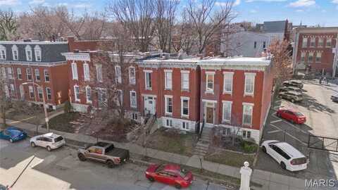 2348 Rutger Street, Saint Louis, MO 63104