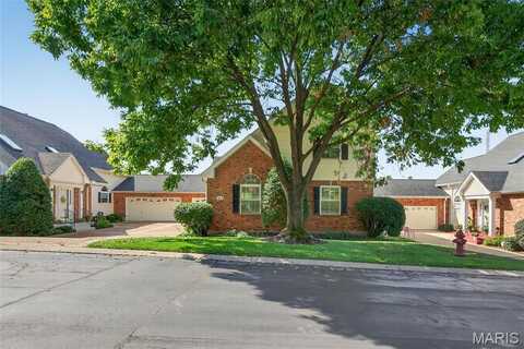 7426 Whitehall Colonial Lane, Saint Louis, MO 63119