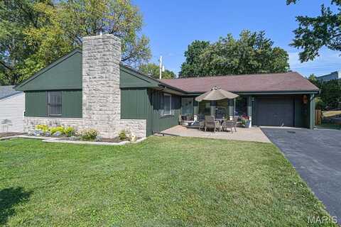 1200 N Kirkwood Road, Kirkwood, MO 63122