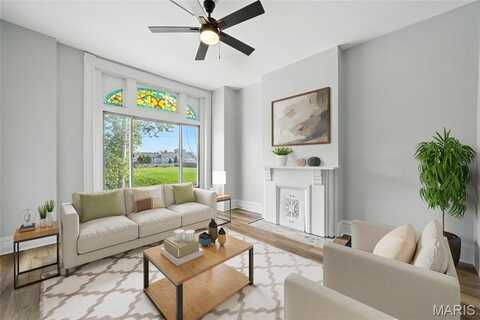 4550 Enright Avenue, Saint Louis, MO 63108