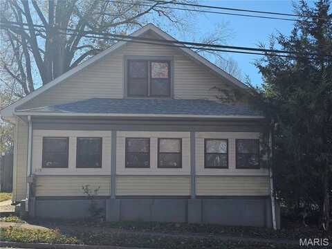 319 W. Holmes, Chester, IL 62233