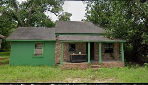 417 9th ST NW, Moultrie, GA 31768