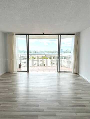 18041 Biscayne Blvd, Aventura, FL 33160