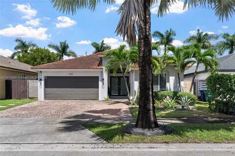 9261 SW 208th Ter, Cutler Bay, FL 33189